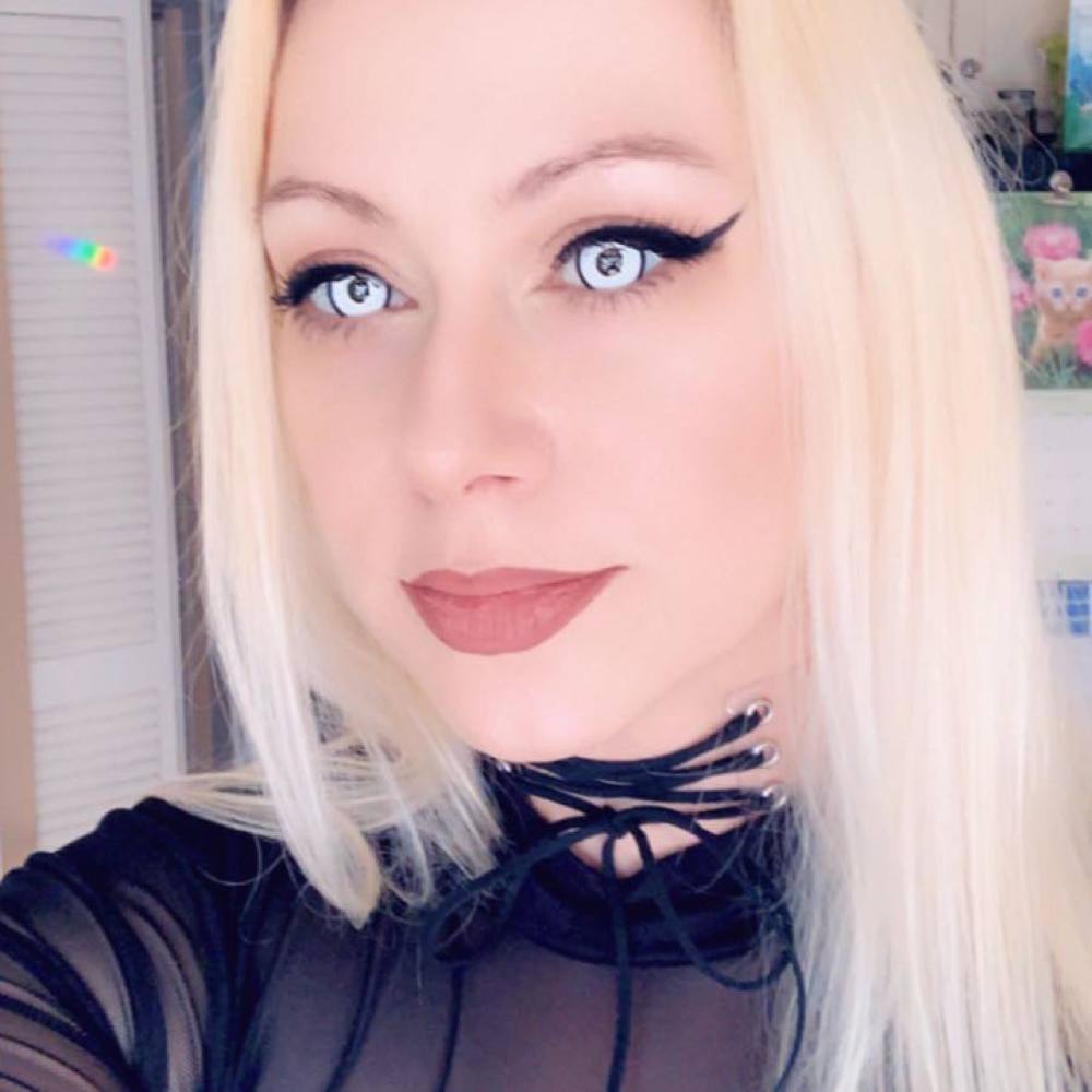 Meet your Posher, Damara